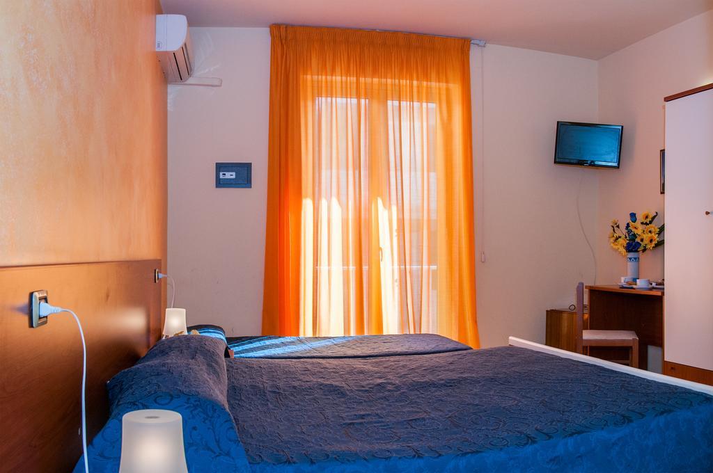 Megaron Hotel Pozzallo Luaran gambar