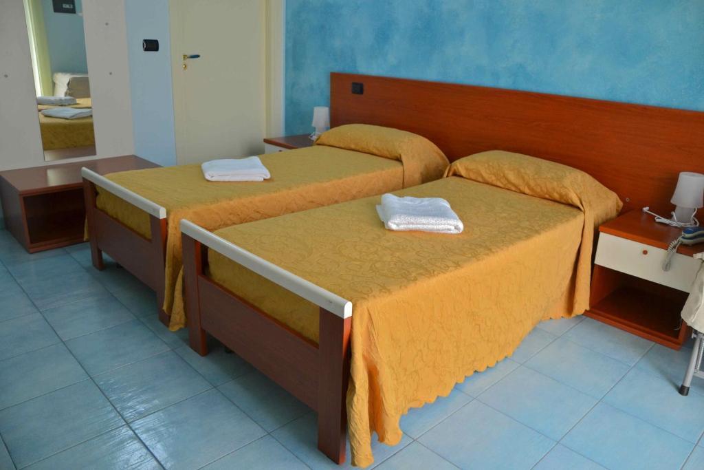 Megaron Hotel Pozzallo Bilik gambar